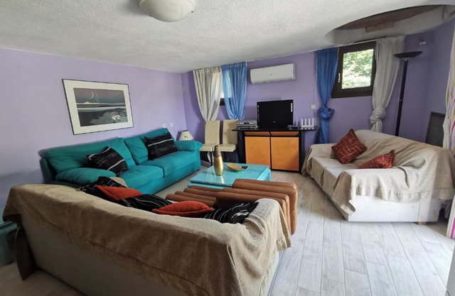 Εξοχική κατοικία - cottage Τίνα