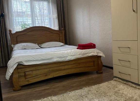 Двухкомнатная в спальном районе