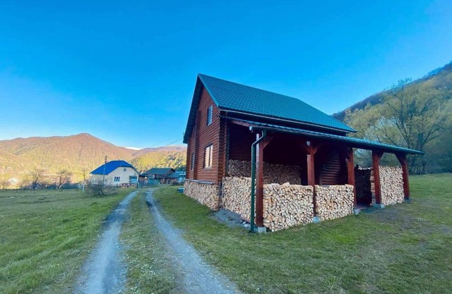 Закарпатский сруб