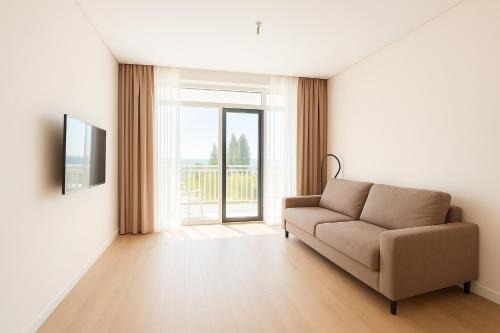 Квартира в Chaika Resort с видом на озеро