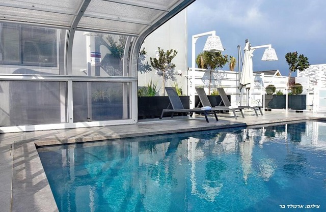 אחוזת הנוף הצפוני - סוויטות מושלמות בגליל עם בריכה וג'קוזי במתחם