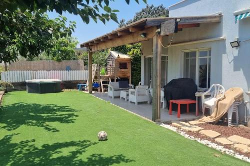 וילה במושב בנוף מושלם כל השנה