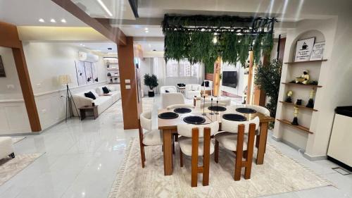 شقة القاهرة