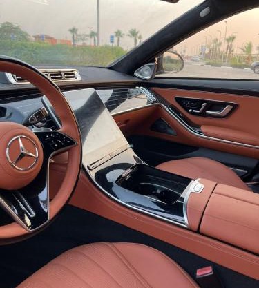 مرسيدس مايبخ موديل 25
