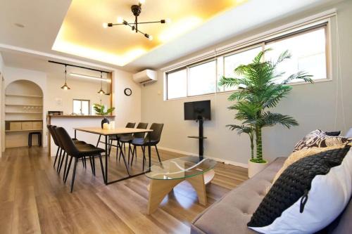 ラリッサ ヴィラ ウランバル