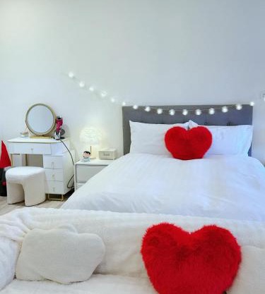 拾月頭城無邊際泳池溫泉房