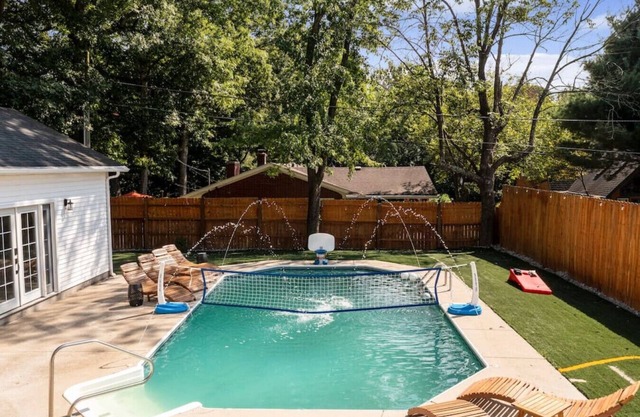 ꕥLuxꕥHeated* Pool/Hot Tub/Gamerooms/Firepit/Outdoor Shower/Bunks