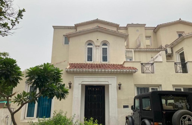 02#King En Suite Room In Mohali