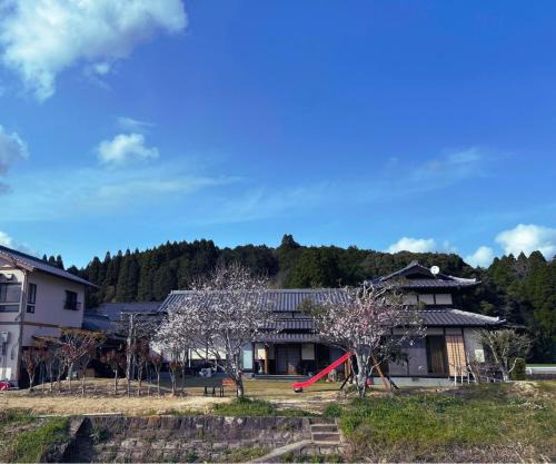 1日1組様限定アスパラの収穫体験と庭でバーベキューが楽しめる民宿うめむら