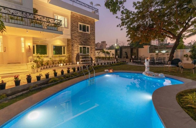 1 Amiras Entire Villa at Fateh Sagar, Udaipur