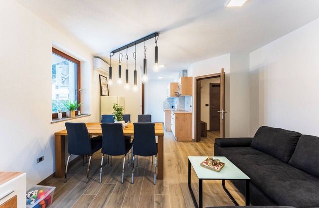 (1) Apartmaji Hrastnica family friendly near Škofja Loka, no pets allowed