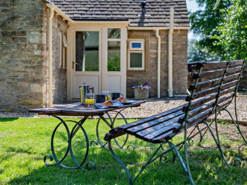 1 Bed in Malmesbury 95500