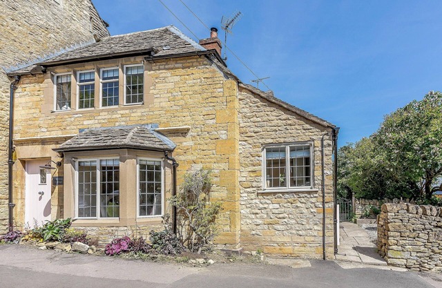 1 bedroom accommodation in Longborough, near Moreton-In-Marsh