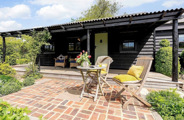 1 bedroom accommodation in Ashford