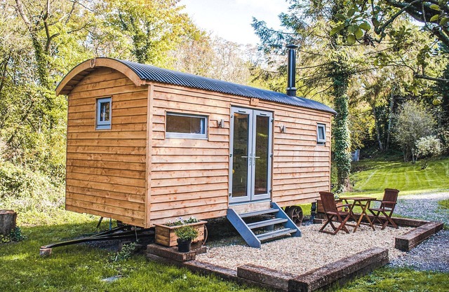 1 bedroom accommodation in Devizes
