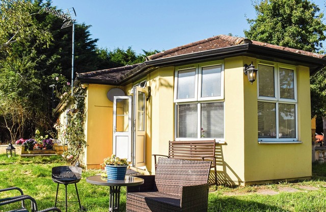 1 bedroom accommodation in Roydon