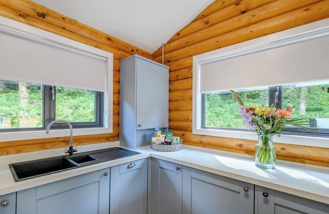 1 bedroom accommodation in Annbank, Ayr