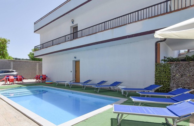 1 bedroom amazing apartment in Palmi