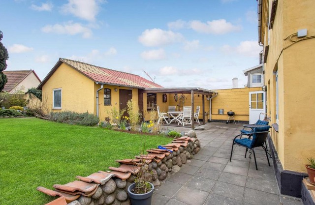 1 Bedroom Amazing Apartment In Hasle