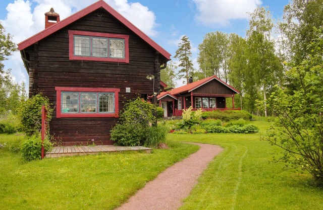 1 bedroom amazing home in Leksand