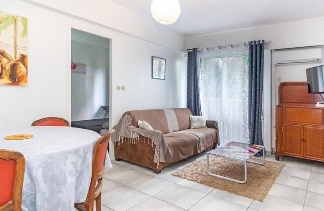 1 bedroom apartment in saint-denis