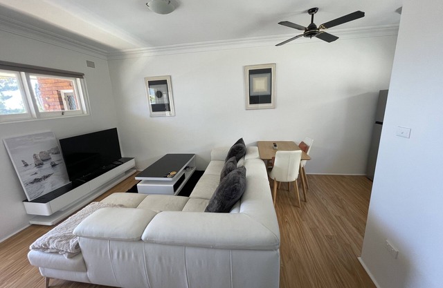 1 Bedroom Beach Apartment Queen Bed