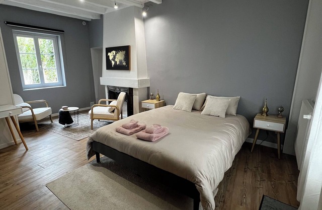 1 bedroom bed & breakfast in saumur