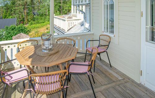 1 Bedroom Gorgeous Home In Stallarholmen