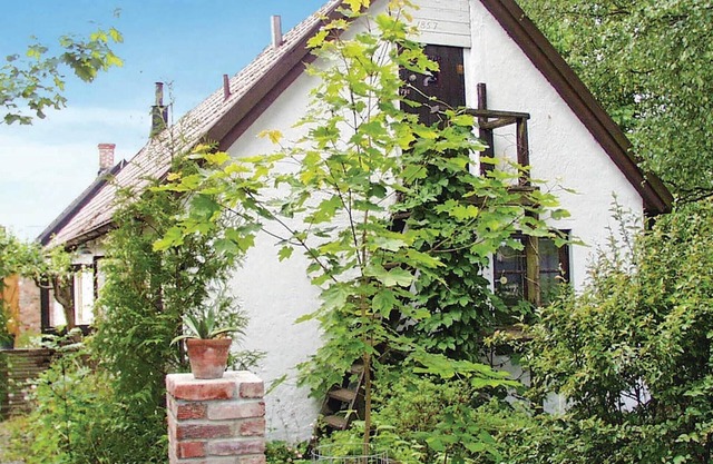 1 bedroom lovely home in Gärsnäs