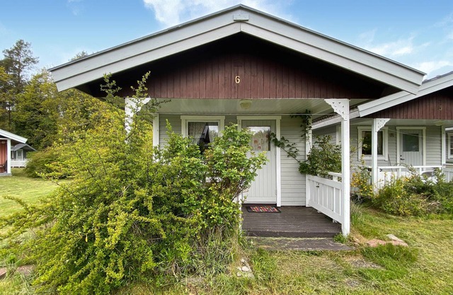 1 bedroom lovely home in Byxelkrok