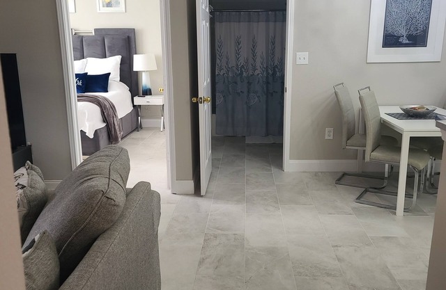 1 bedroom Retreat by the pool, ground floor luxury Awaits.