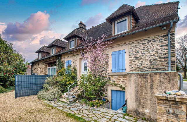 1 bedroom stunning home in Jumilhac-Le Grand