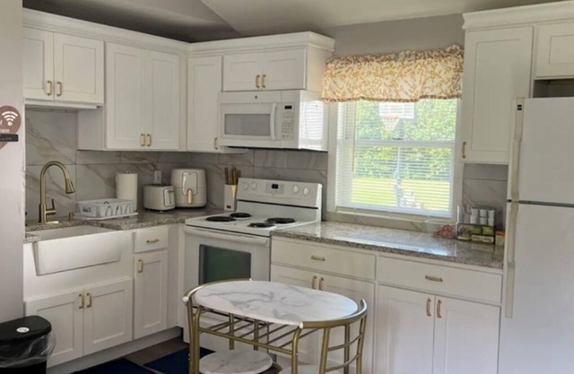 1-bedroom vacation home 22 minutes from Quinnipiac University