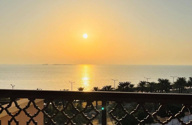 1 bedroom with direct sea view and terrace