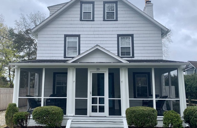 1 Block from Water - Welcoming 4 Bedroom Home