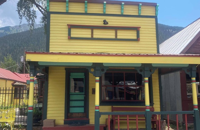 #1 Guest House 2Bd 2 Bath Pet Friendly Across from Spa