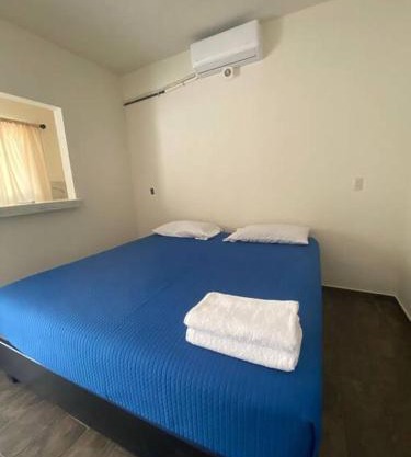 1. Habitación cómoda con alberca