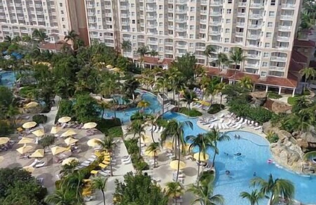 1 Harborside Beachfront Resort! Bahamas