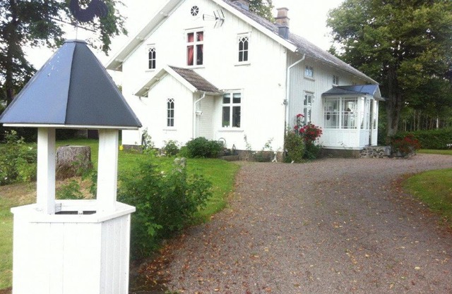 1 Lantligt boende i vacker natur