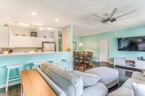 1 Mi to Beach Family Condo in North Myrtle Beach!