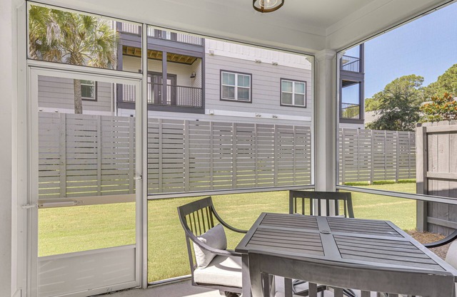 1 Mi to Sand & Surf: Townhome w/Pool in PCB!