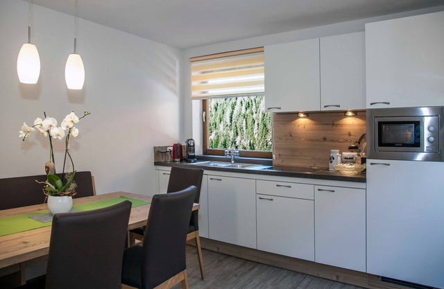 1. Parseier - Apart Bergland