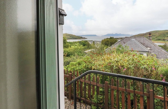1 SANDHOLM, family friendly in Mallaig