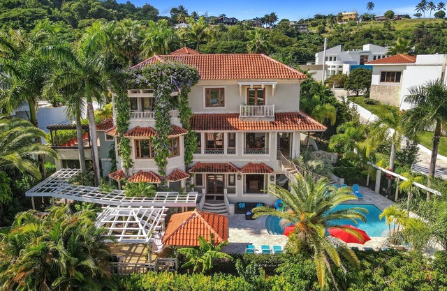 10+ bedrooms Luxury Mansion inside Wyndham Resort Spa and Casino, Puerto Rico