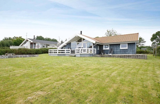 10 person holiday home in Hadsund