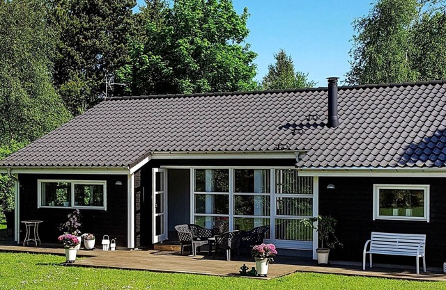 10 person holiday home in Løgstør-By Traum