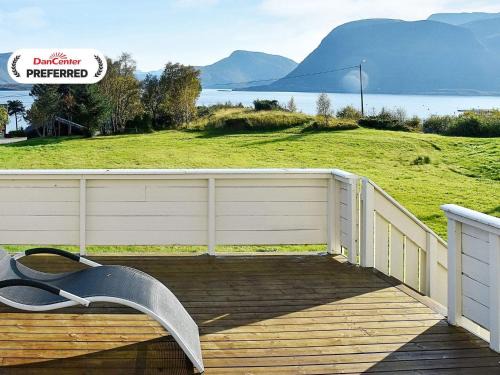 10 person holiday home in MIDSUND