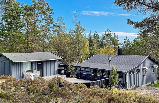 10 person holiday home in Halden-By Traum