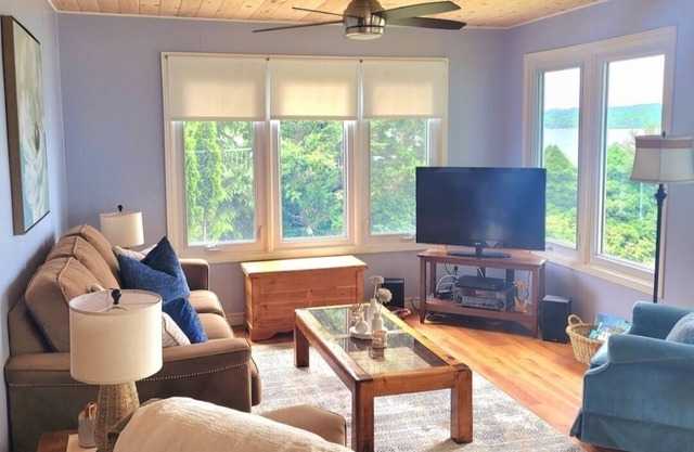 1000 Islands River Retreat