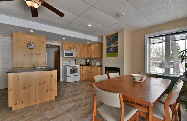 1000 ISLANDS WATERFRONT ACCOMMODATION